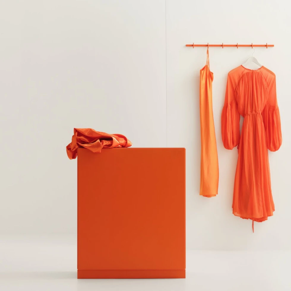 Wieszak Relief 123cm Orange String