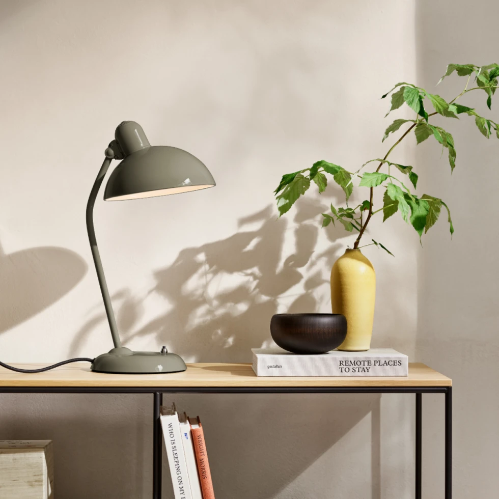 Lampa biurkowa Kaiser Idell 6556 Olive Fritz Hansen