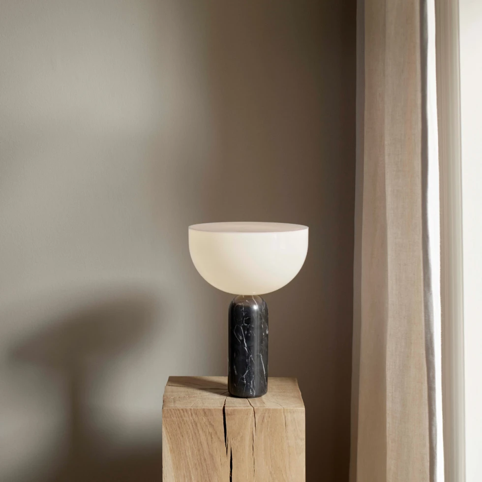 Lampa stołowa Kizu small Black New Works