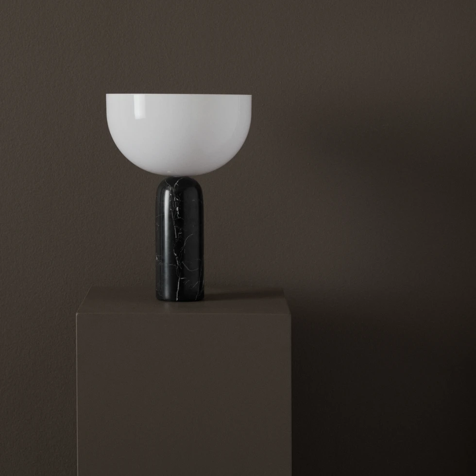 Lampa stołowa Kizu small Black New Works