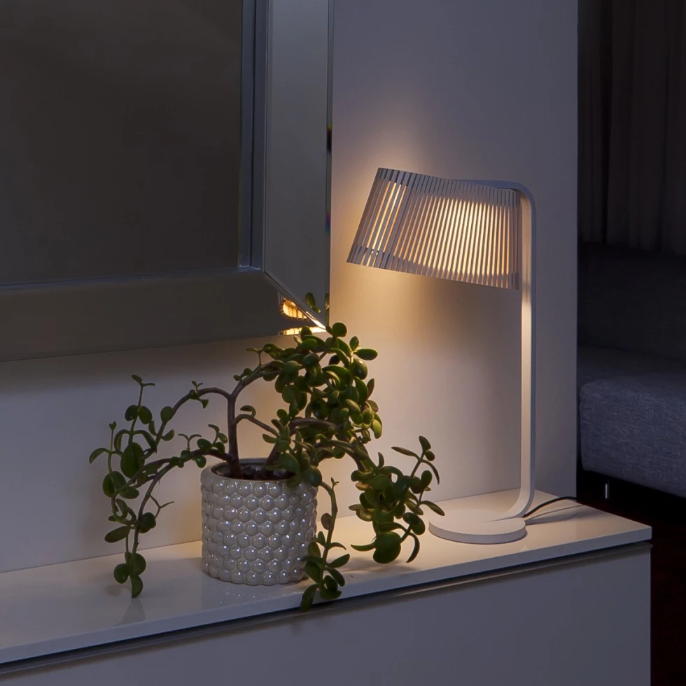 Lampa stołowa Owalo 7020 Secto Design