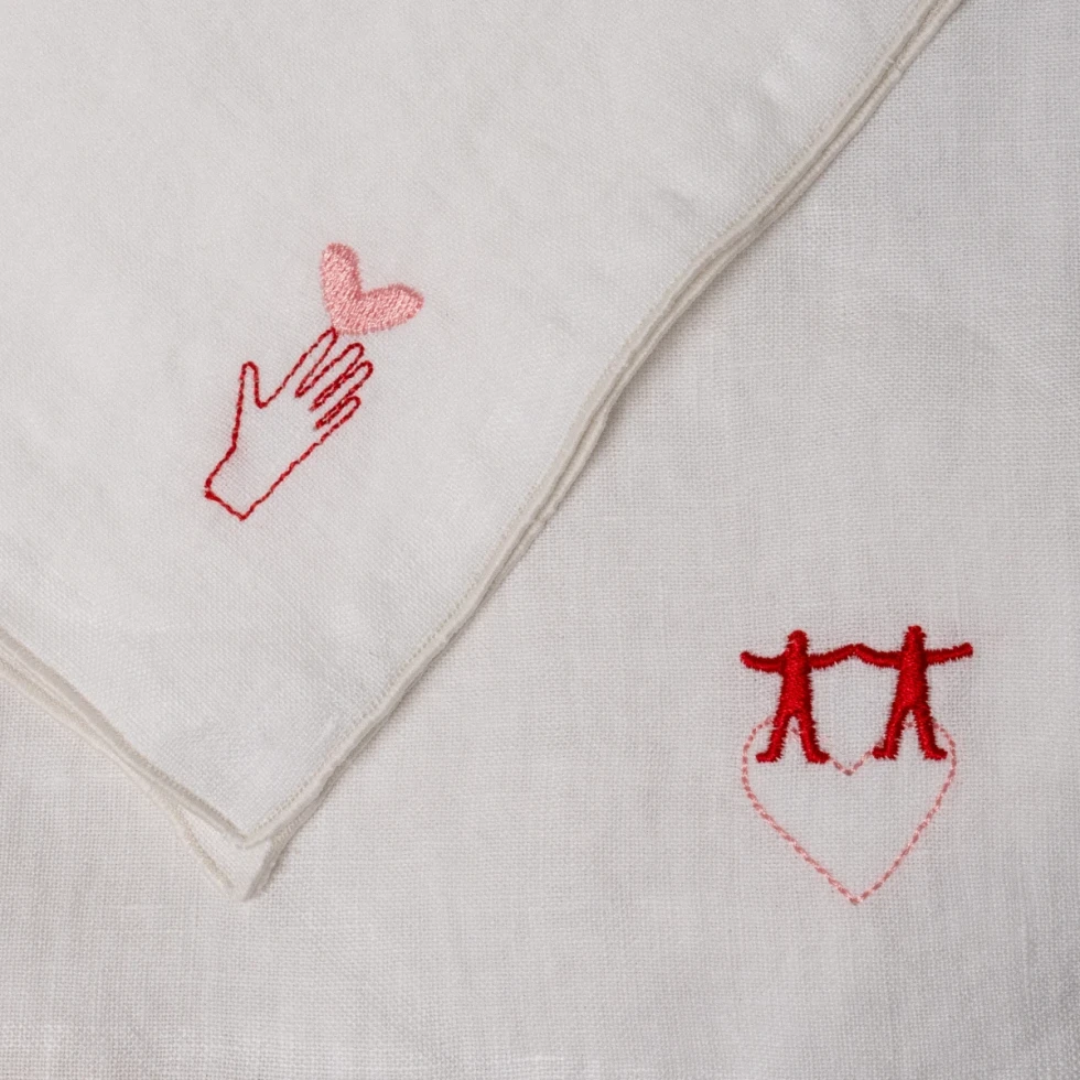 Serwetka z haftem para na sercu, 40x40, white