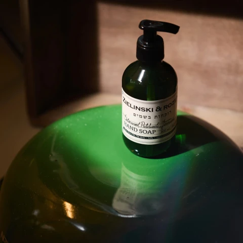 Płyn do mycia rąk 300ml Cedarwood, Patchouli, Jasmine Zielinski & Rozen