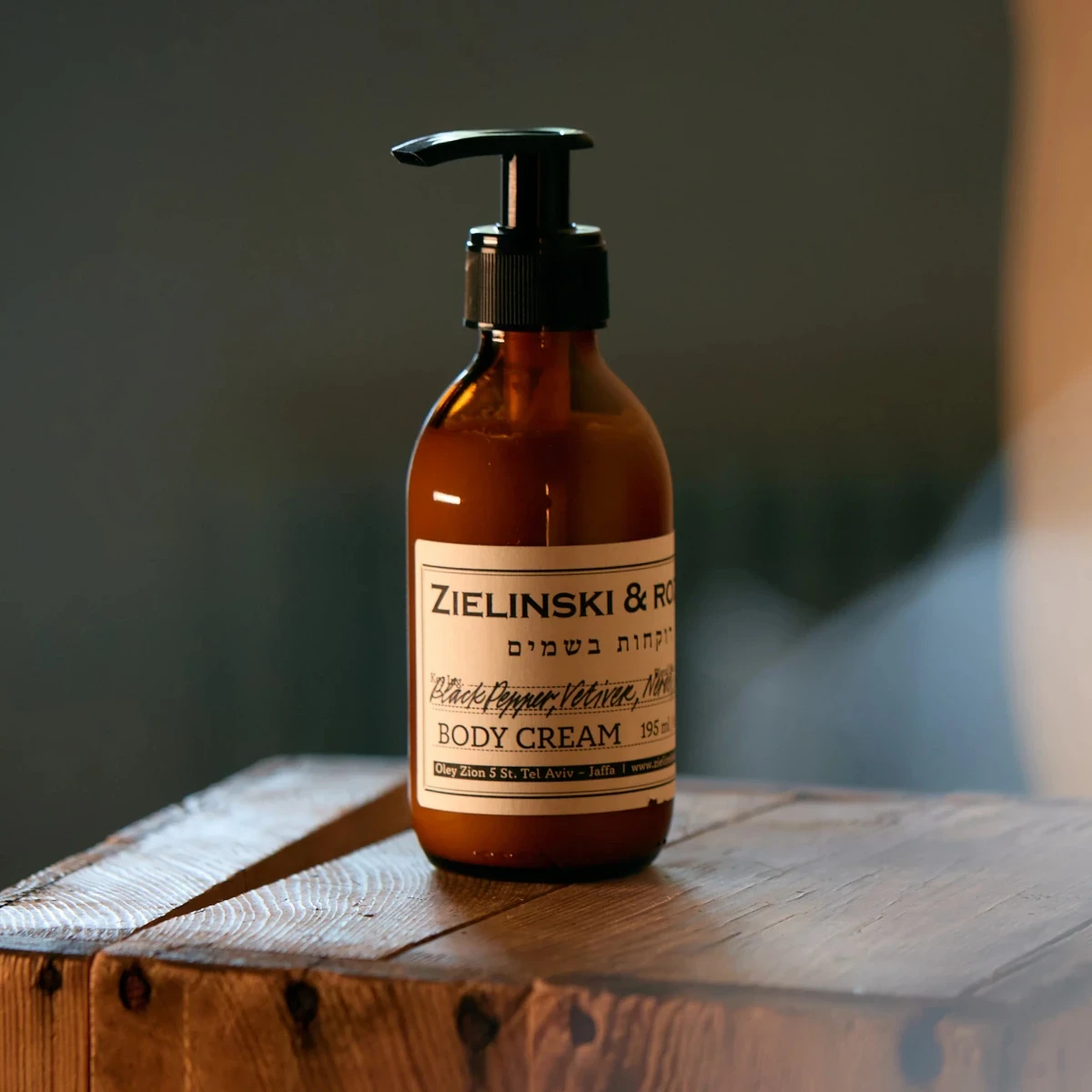 Balsam do ciała 195ml Black Pepper, Vetiver, Neroli, Amber Zielinski & Rozen