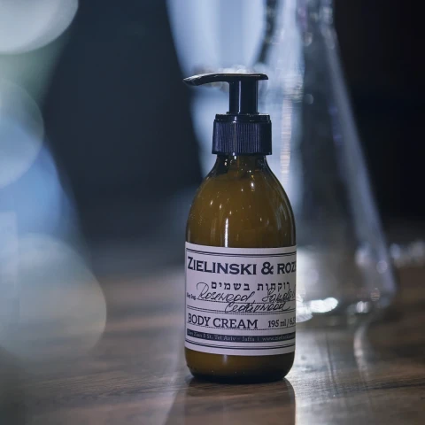 Balsam do ciała 195ml Rosewood, Sandalwood, Cedarwood Zielinski & Rozen