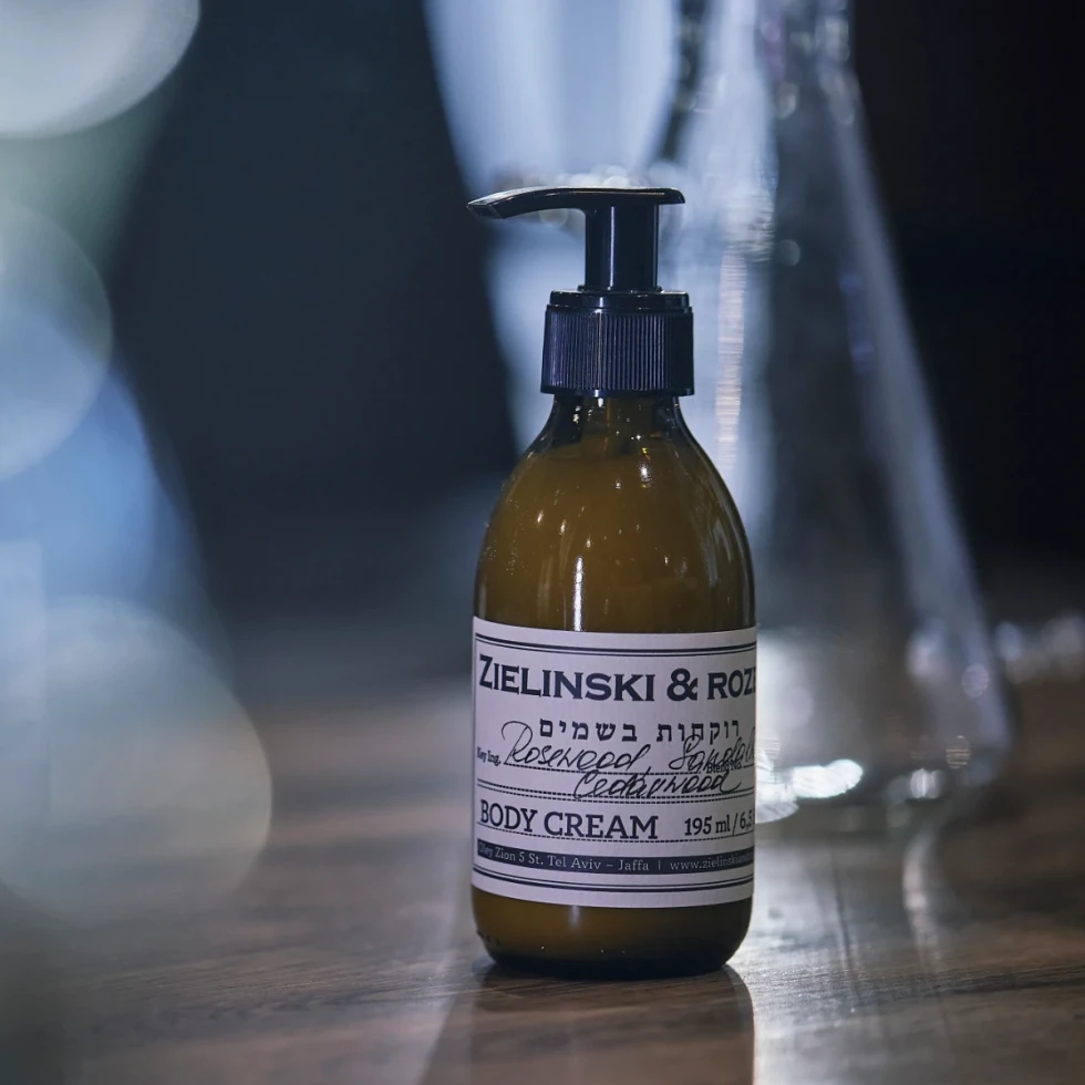 Balsam do ciała 195ml Rosewood, Sandalwood, Cedarwood Zielinski & Rozen