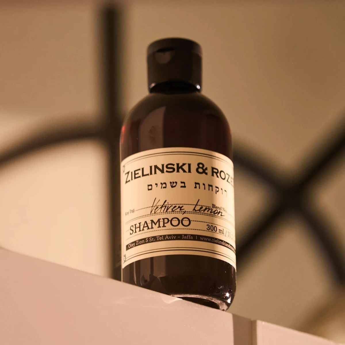 Szampon do włosów 300ml Vetiver, Lemon Zielinski & Rozen