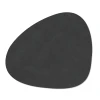 Podkładka stołowa Curve L Nupo Black 37x44cm LindDNA