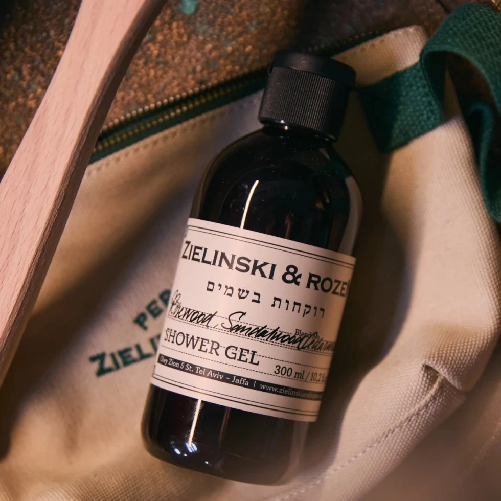 Żel pod prysznic 300ml Rosewood, Sandalwood, Cedarwood Zielinski & Rozen