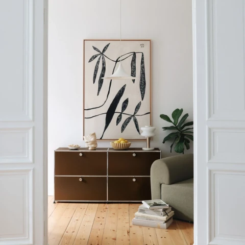 Kredens Haller Brown USM