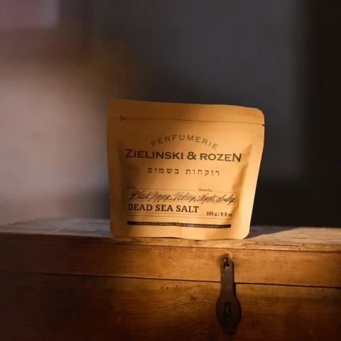 Sól do kąpieli 250g Black Pepper, Vetiver, Neroli, Amber Zielinski & Rozen