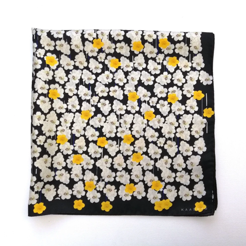 Apaszka jedwabna Caviar Black Kaaskas