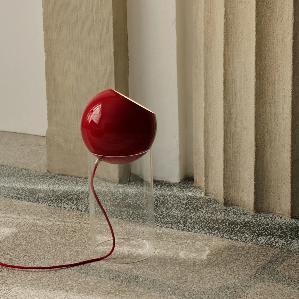 Lampa podłogowa Topan VP14 Red Vermilion &Tradition