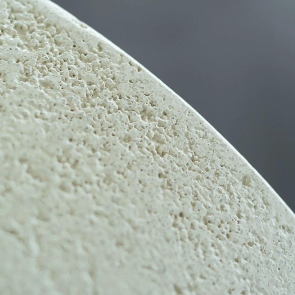 Stolik kawowy okrągły Elements Microcement Off White Ethnicraft