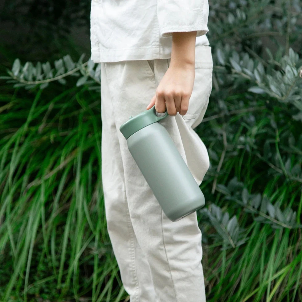 Butelka Play Tumbler Ash Green 480ml Kinto