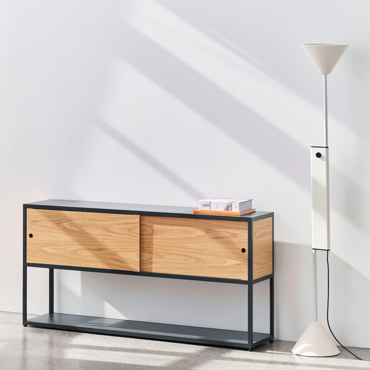 Lampa podłogowa Twist Cream White HAY