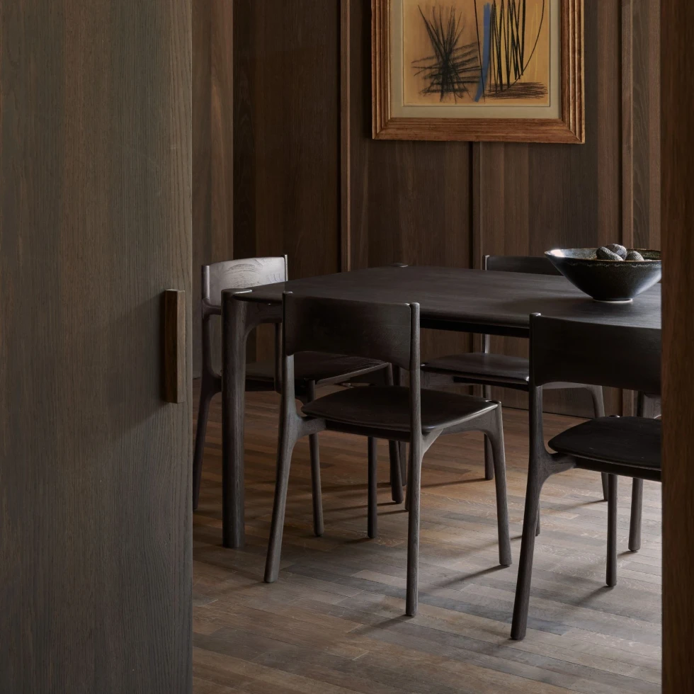 Krzesło PI tekowe ciemno-brązowe