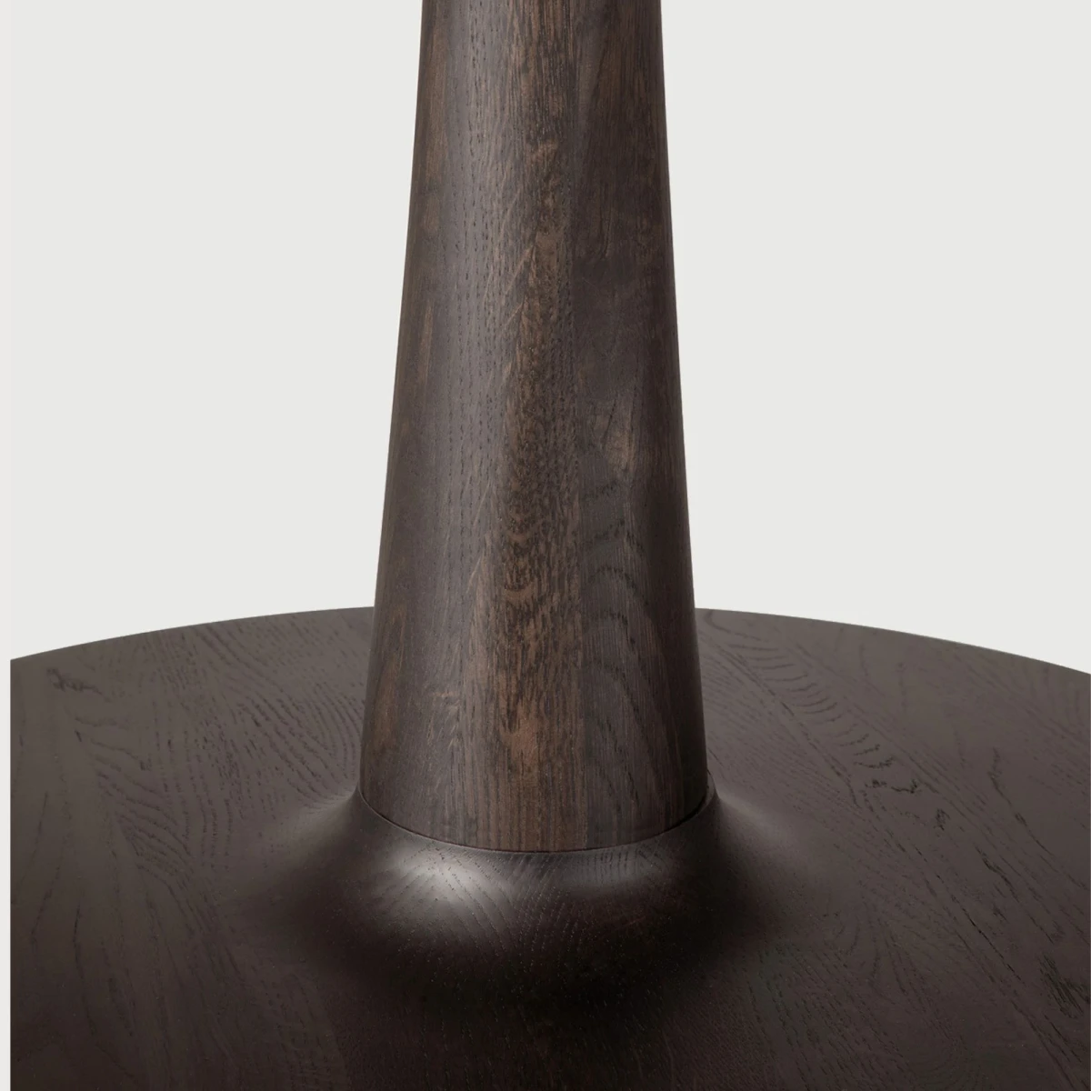 Stół Torsion 127 cm dąb brązowy Ethnicraft