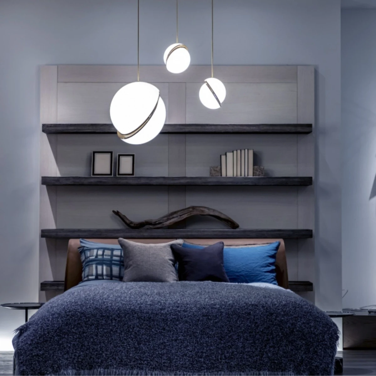 Asymetryczna lampa wisząca Crescent Lee Broom