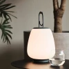 Lampa stołowa Lucca SC51 z dmuchanym mlecznym kloszem ze szkła od &Tradition
