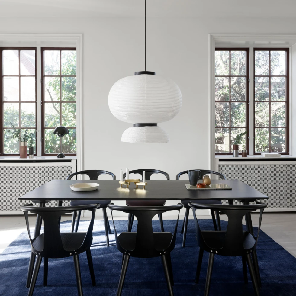 Duża lampa wisząca Formakami JH5 &Tradition
