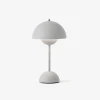Lampa przenośna Flowerpot VP9 Matt Light Grey &Tradition
