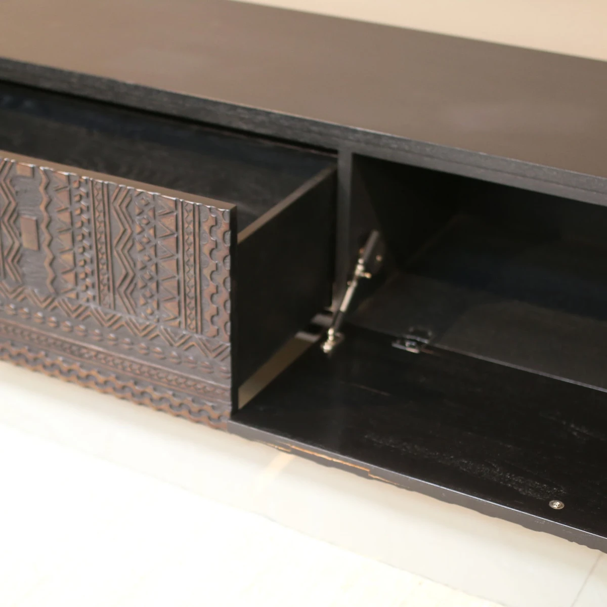 Szafka pod TV Tabwa Ancestors dwudrzwiowa Ethnicraft