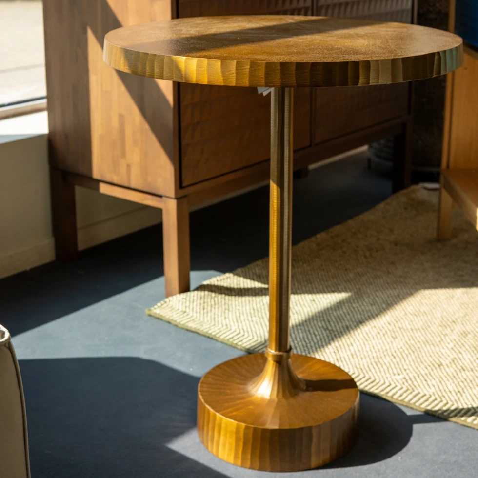 Stolik boczny Mace antique brass