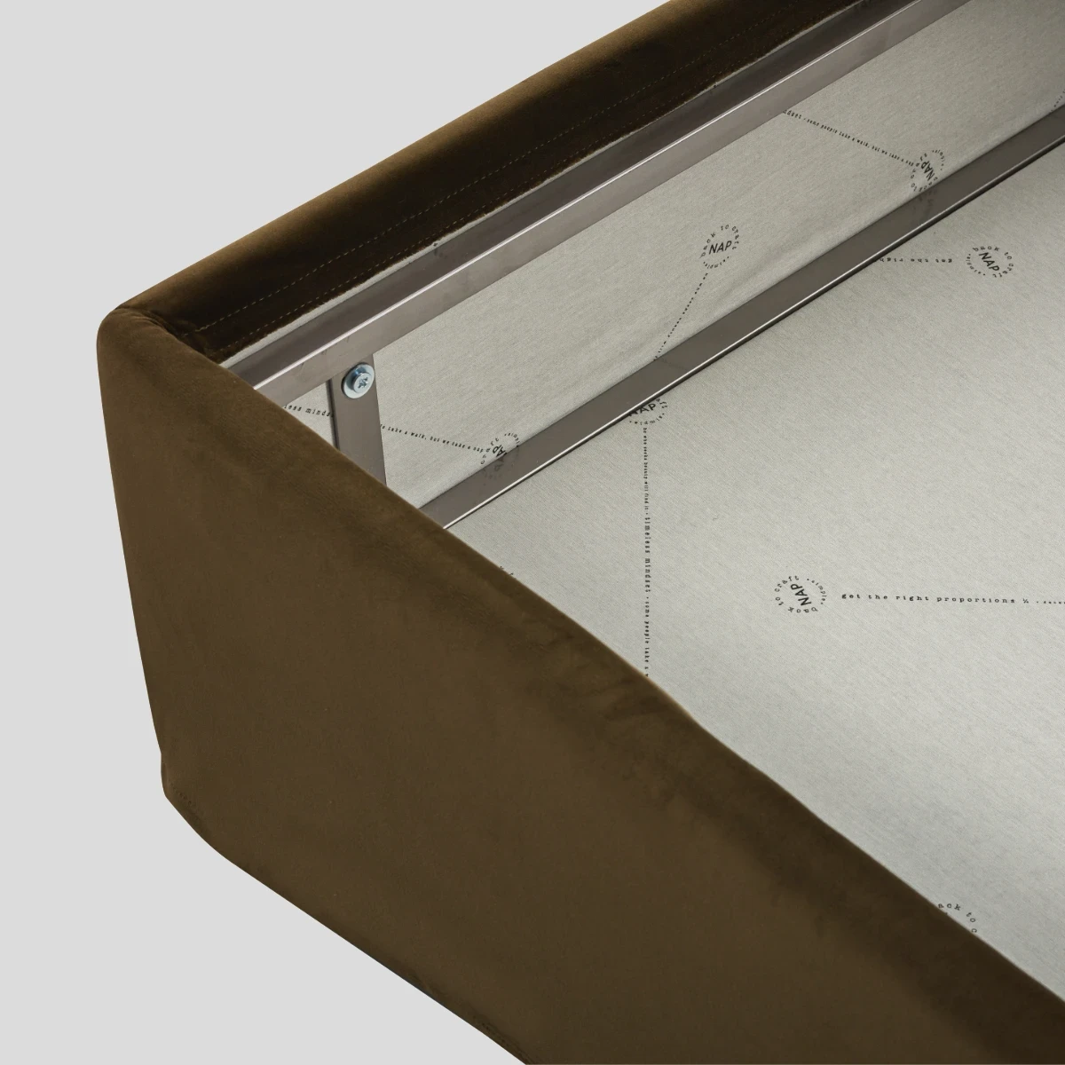 Sofa Focus Swing z funkcją spania NAP