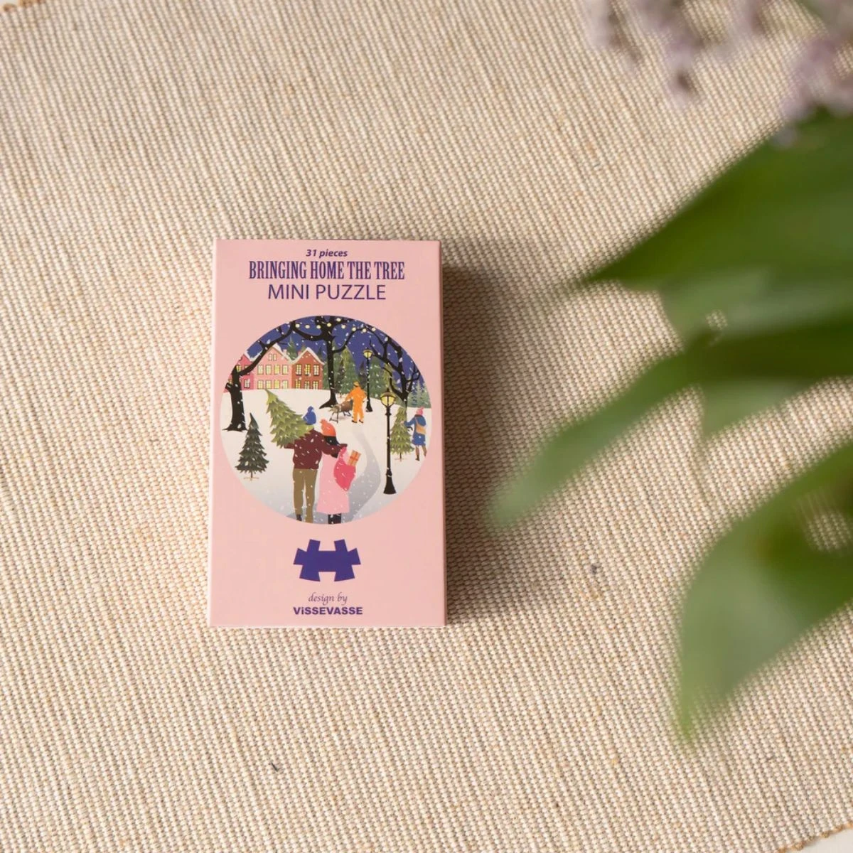 Mini puzzle Bringing Home The Tree