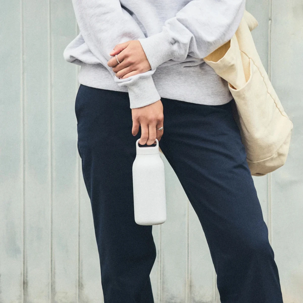 Butelka na wodę Water Tumbler 550 ml white