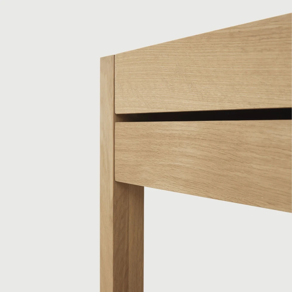 Dębowy stolik nocny Azur Ethnicraft