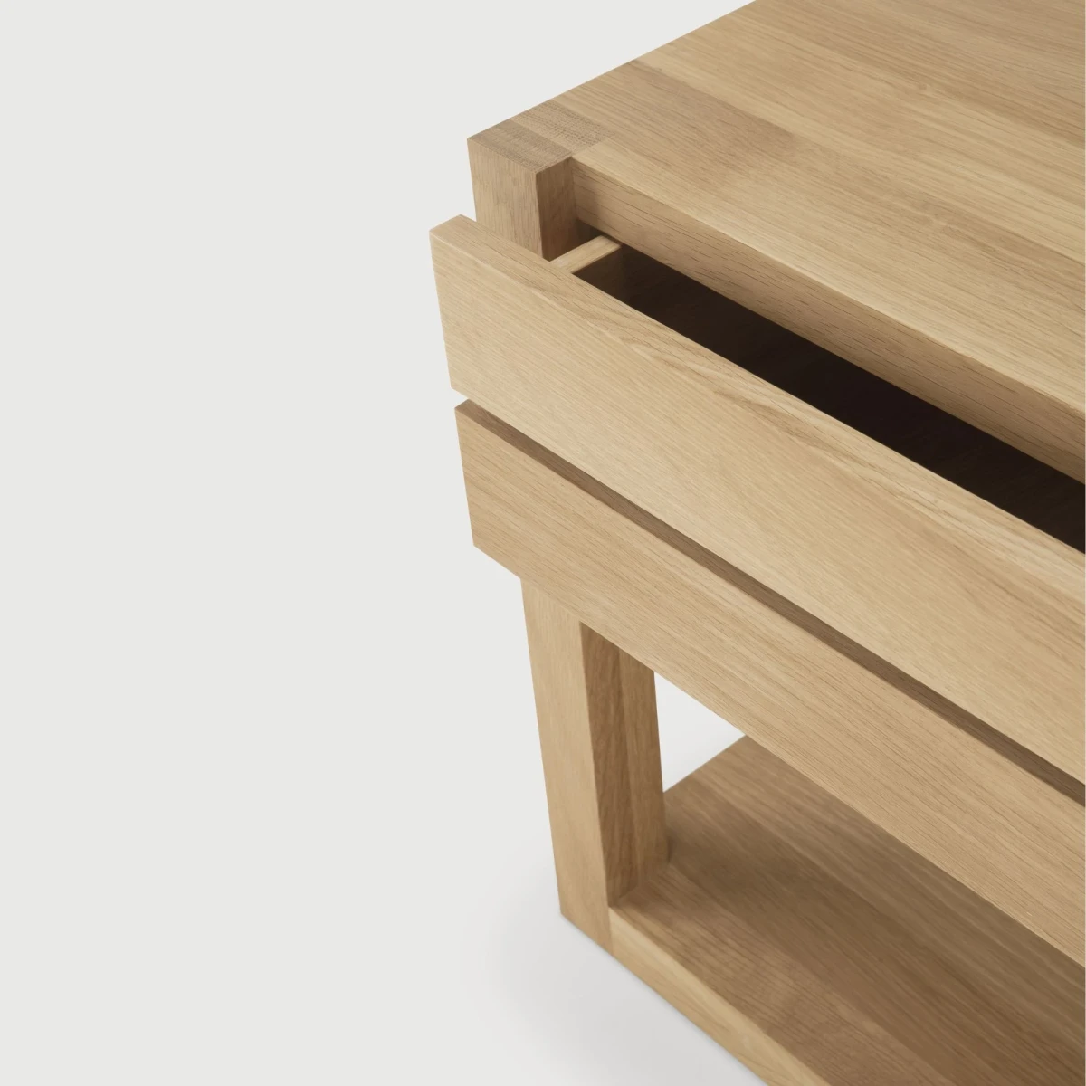 Dębowy stolik nocny Azur Ethnicraft