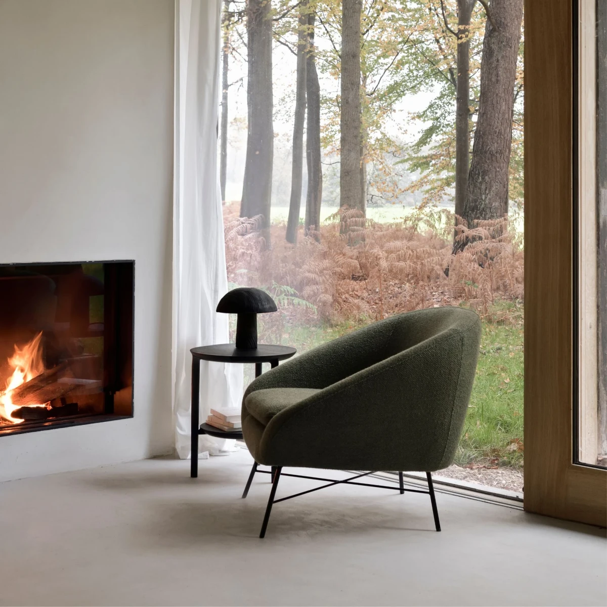 Stolik dębowy czarny Bok