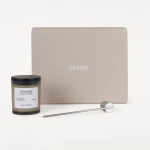 Giftbox: świeca Komorebi + gasidło