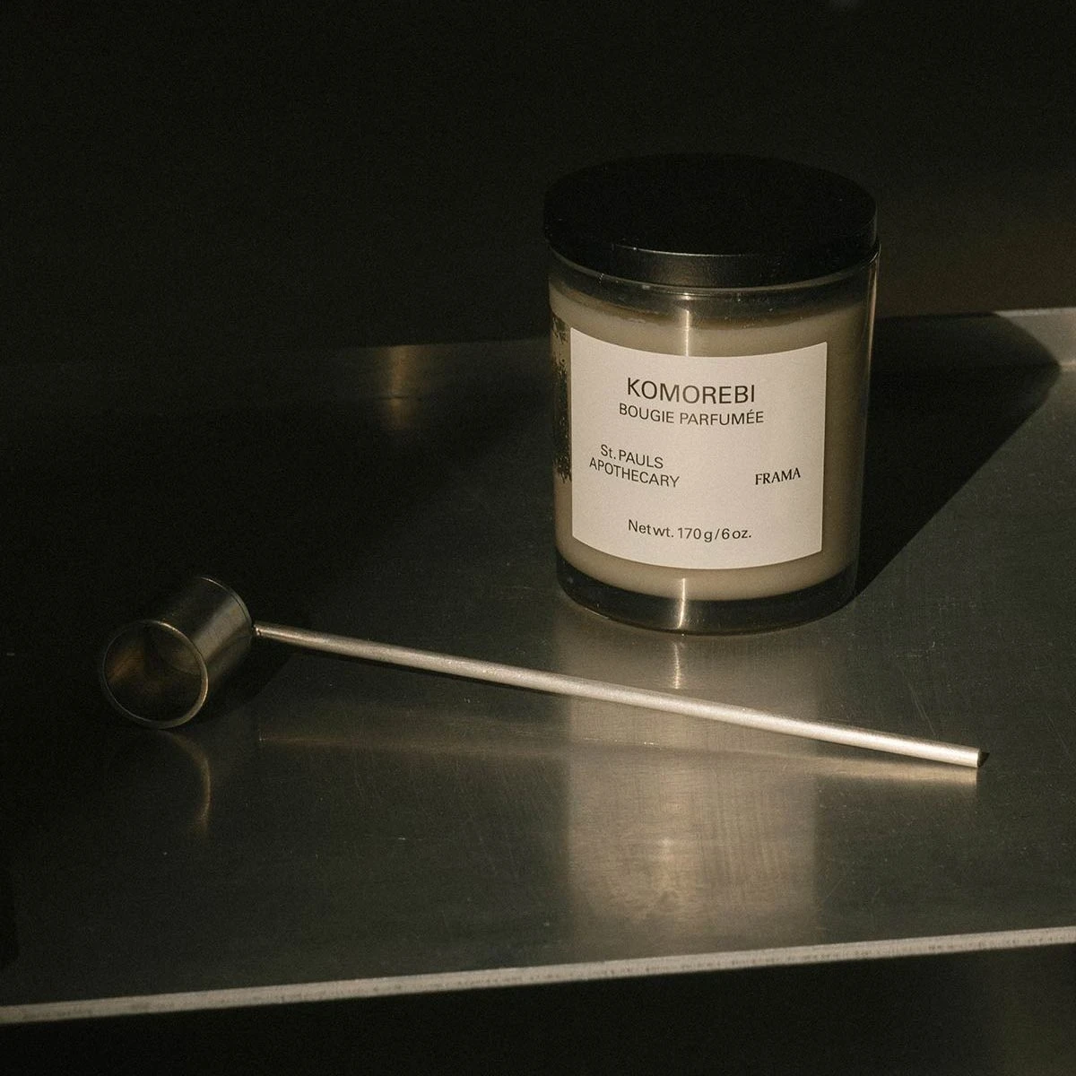 Giftbox: świeca Komorebi + gasidło