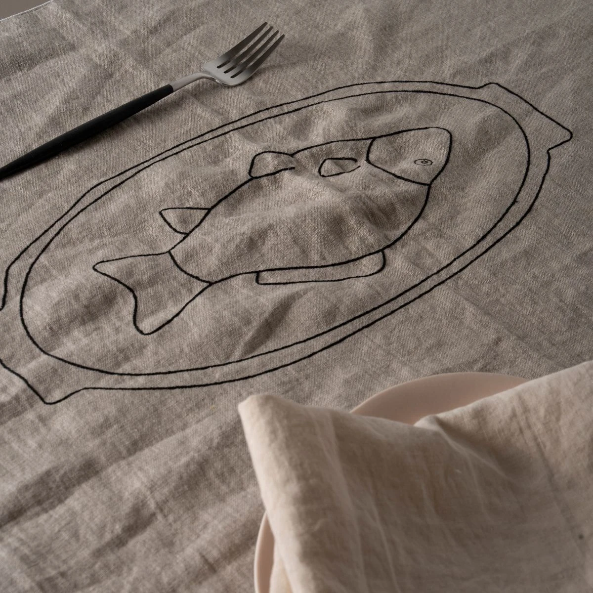 Bieżnik z haftem Festive Season, natural/off white, 50x180cm