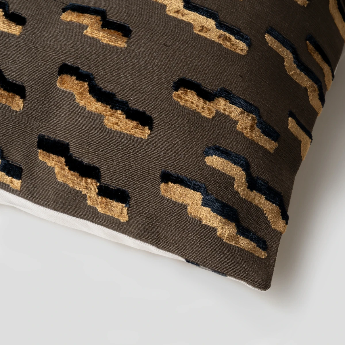 Poszewka dekoracyjna Tiger Beat Fauve take a NAP