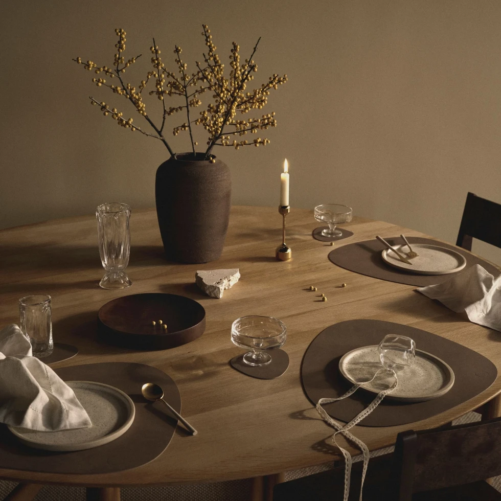 Podkładka stołowa Curve S Brown 24x28cm