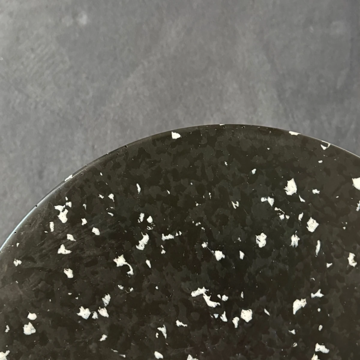 Stolik Bit Stool Black Normann Copenhagen