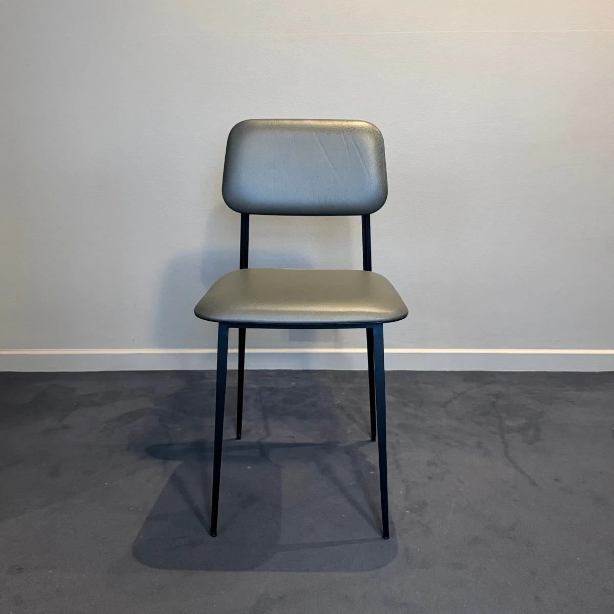 Outlet! Krzesło do jadalni DC Ethnicraft