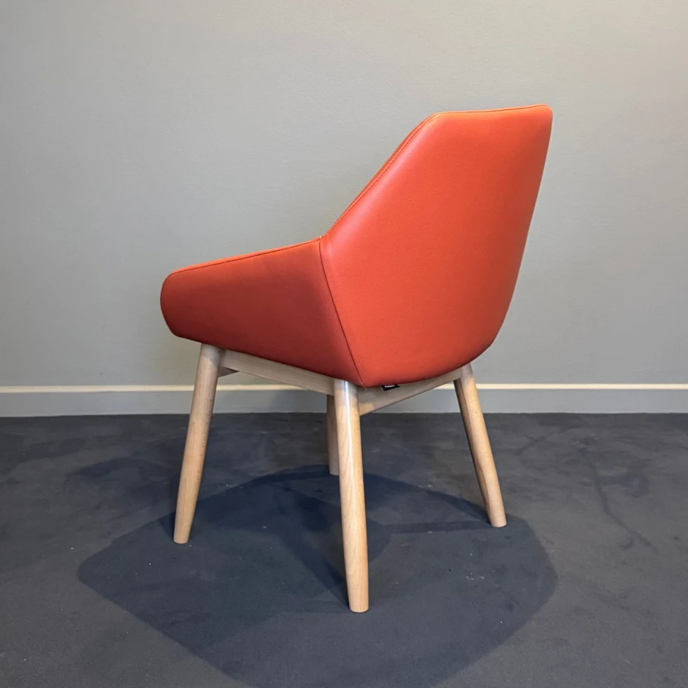 Krzesło tapicerowane Tuk Paged Tomette 14