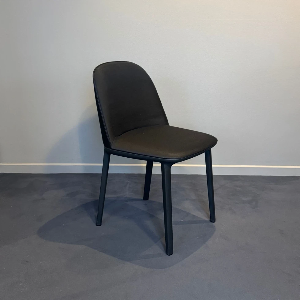 Tapicerowane krzesło Softshell Side Vitra