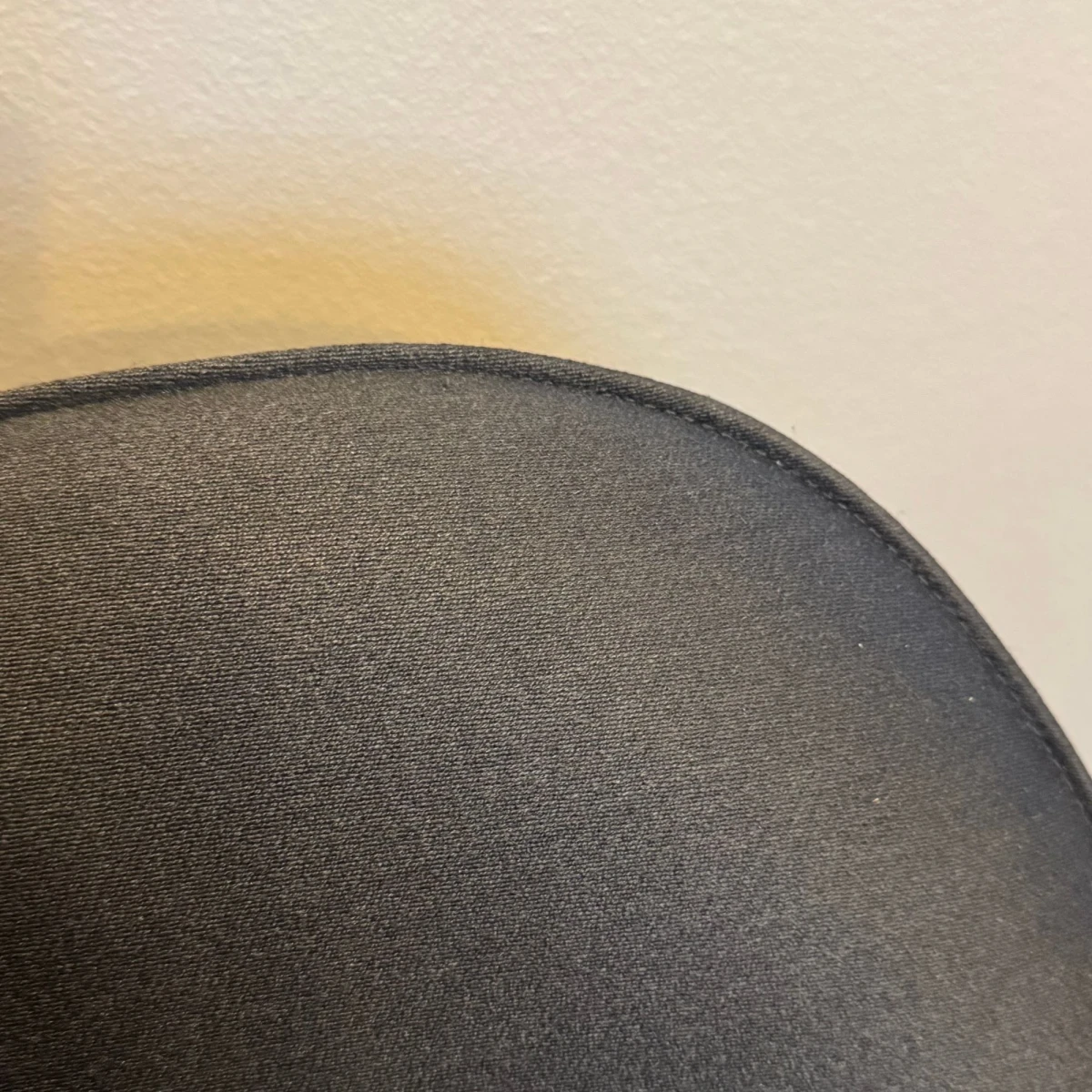 Tapicerowane krzesło Softshell Side Vitra