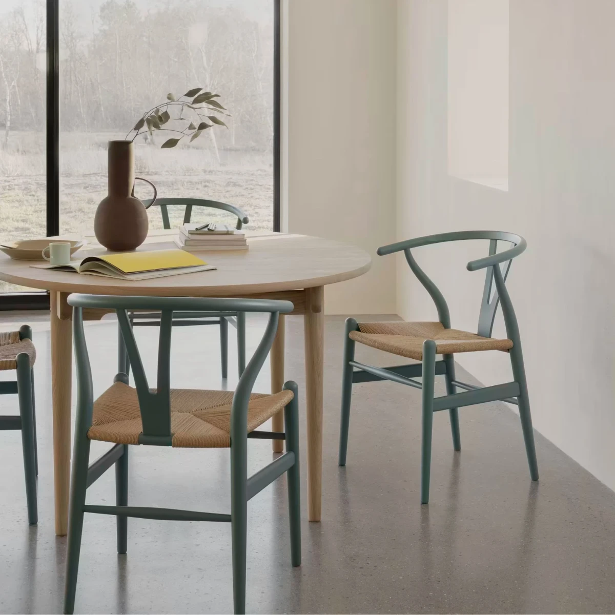 Drewniane krzesło Wishbone CH24 Natural Carl Hansen & Søn