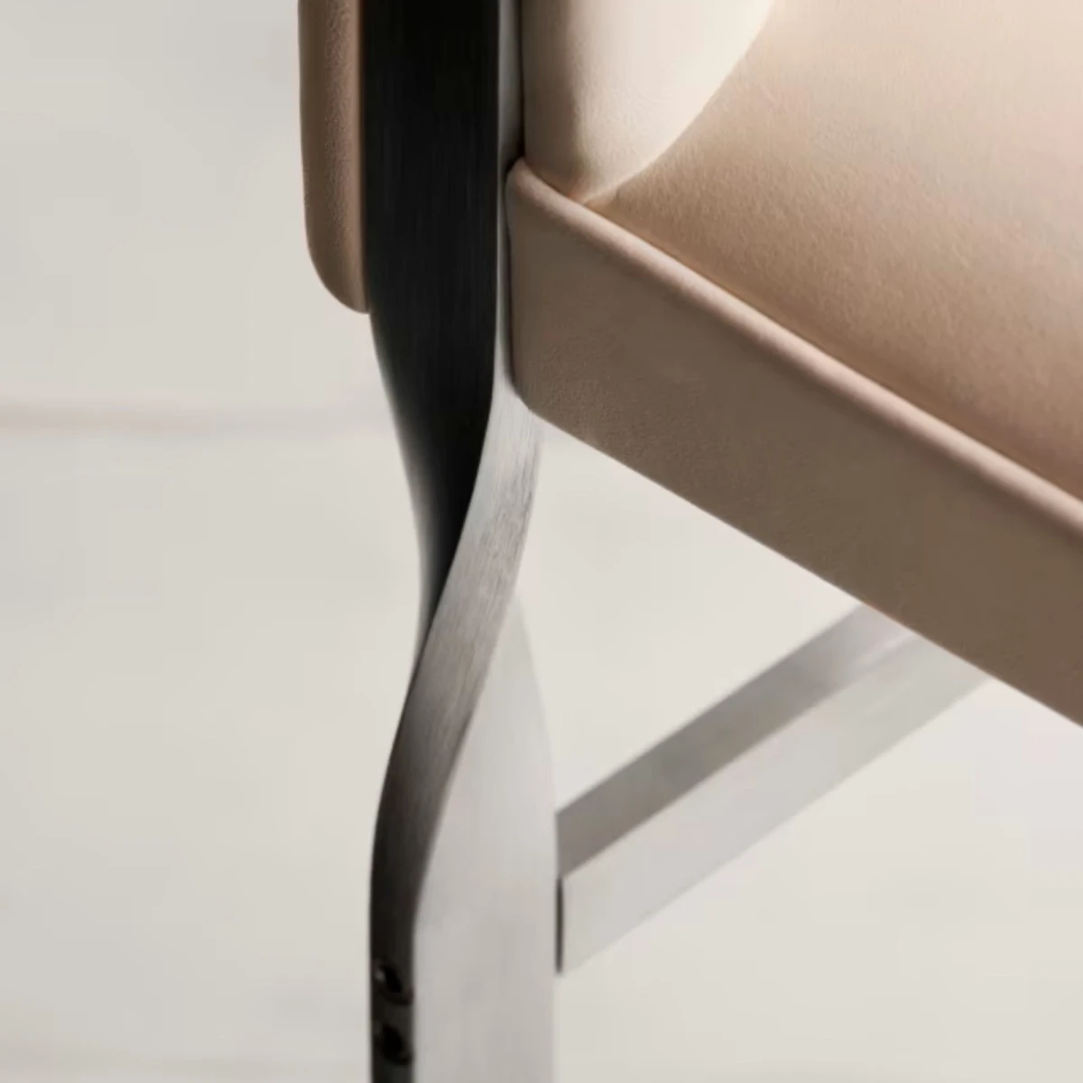 Skórzane krzesło CH111 Carl Hansen & Søn