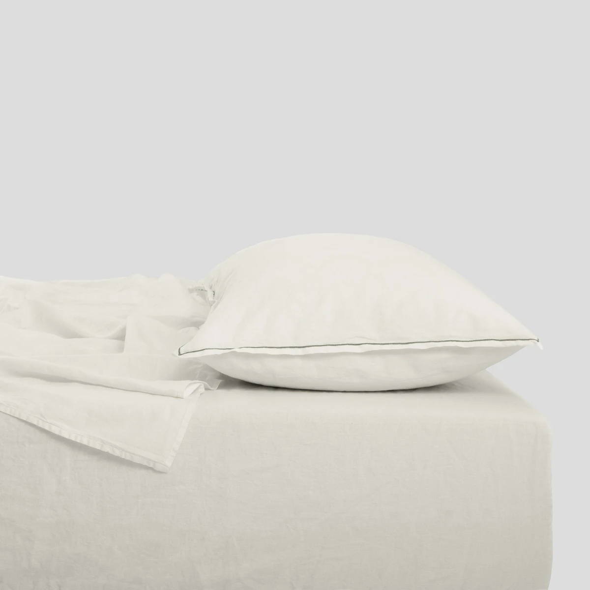 Prześcieradło lniano-bawełniane Moldura Off White 240x260 NAP