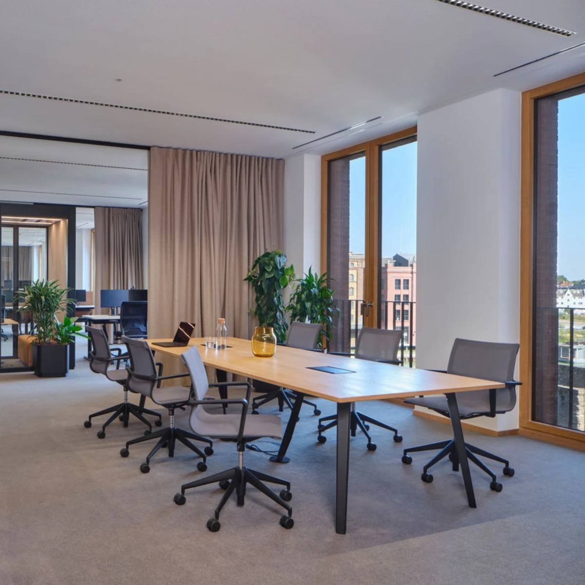 Obrotowe krzesło Physix Conference Vitra