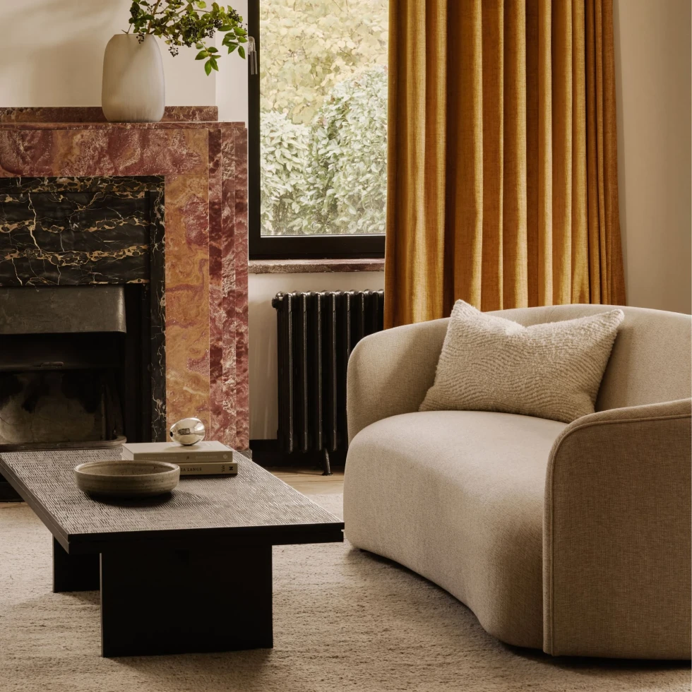 Stolik kawowy Grooves 135 cm tekowy czarny