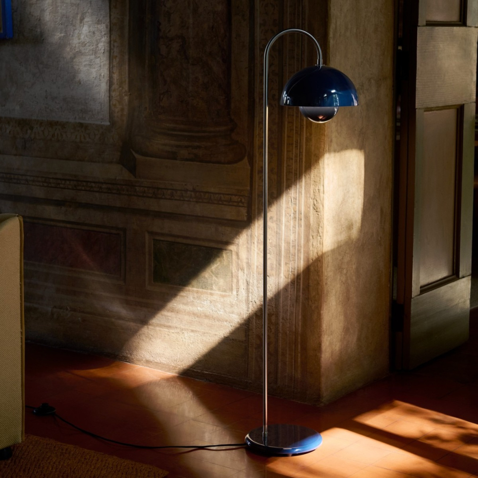 Lampa podłgowa Flowerpot VP12 Steel Blue